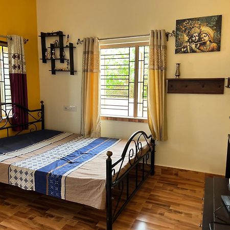 Aashirvaad Homestay Chandannagar Ngoại thất bức ảnh